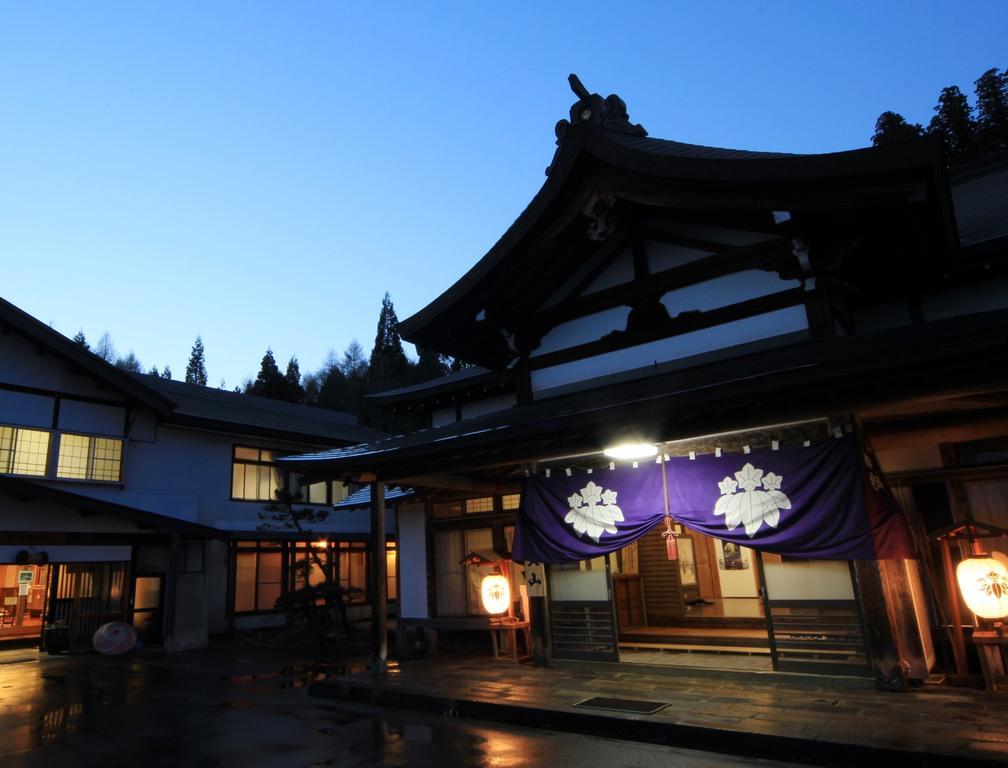 Kyuhonbo Hisayamakan Hotel Nagano Kültér fotó